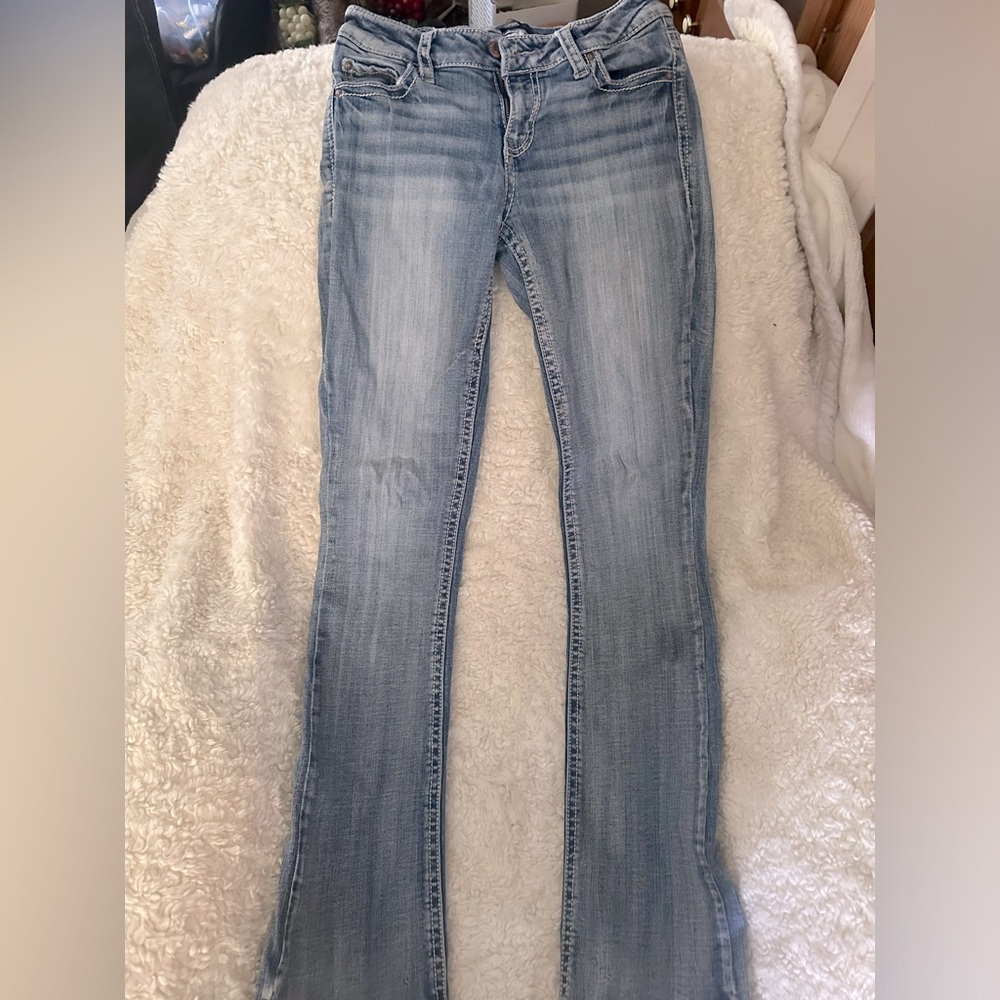 Daytrip distressed Virgo bootcut flair jeans